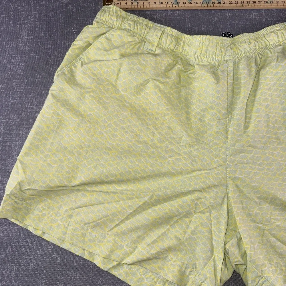 Columbia PFG Swim Shorts‎ Mens XL Yellow Fish Scale Mesh Lined Fishing Trunks